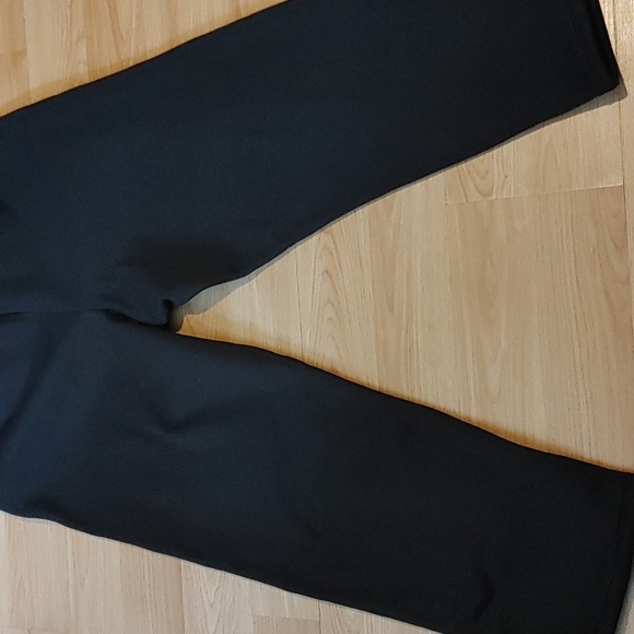 3/$20 Classic Editions Sz XL - Picture 4 of 4